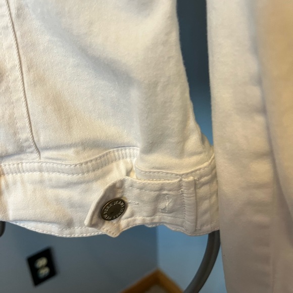 White denim jacket. Jones New York - Picture 6 of 6